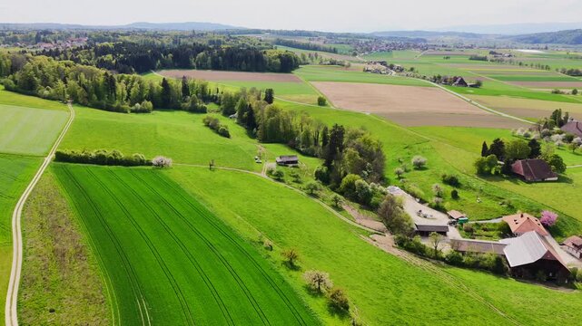 M&uuml;lchi, Schweiz, Kanton Bern, April 2026, Luftaufnahme