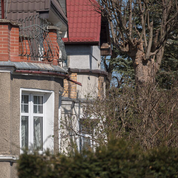CLASSIC ARCHITECTURE - Old brick bourgeois houses