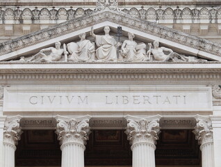 Obraz premium Pediment with Relief Decoration Representing Freedom at the Vittoriano Monument in Rome, Italy