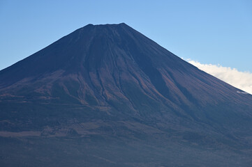 Fototapeta premium 天子山地の毛無山より望む富士山 