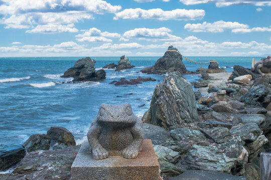 二見興玉神社」の写真素材 | 3,838件の無料イラスト画像 | Adobe Stock