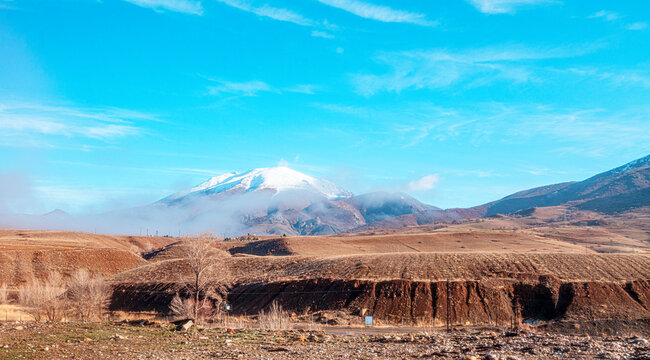 The scenic views of the Dogu Ekspres, from Ankara to Kars, the longest train journey, which takes 24 hours and is among the world's most epic train journeys, are due to the landscapes in Turkey.