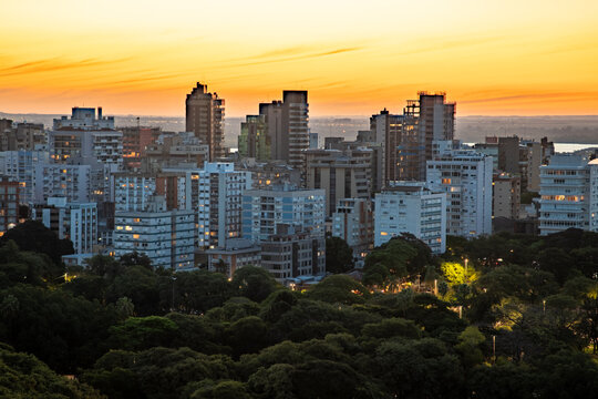 Moinhos de Vento neighborhood at sunset and first night lights