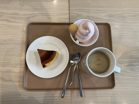 치즈케이크와 아이스크림