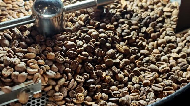 Roasted coffee beans, The roasting coffee machine.
