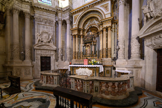 SYRACUSE, ITALY. The Cathedral of Syracuse (Duomo di Siracusa) showing ancient Greek Doric columns integrated into the Christian church on Ortygia island, Sicily.