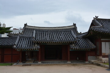 Fototapeta premium 韓国 ソウルの昌慶宮