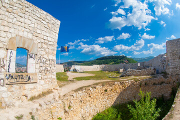 Fototapeta premium A picture of the flag and the fortress in Bosnia and Herzegovina.