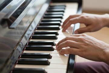 Obraz premium Musician Playing Piano - Creative Music Session