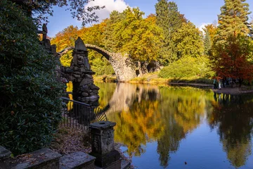 Acrylglasbilder Rakotzbrücke Park Krpmlau. Most Rakotza (Rakotzbrücke): Nazywany Diabelskim Mostem, zbudowany z bazaltu w połowie XIX wieku.   © Jarekfoto