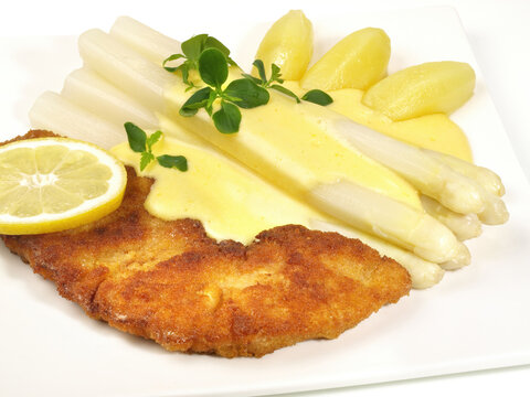 White Asparagus with Sauce Hollandaise, Wiener Schnitzel and Potatoes