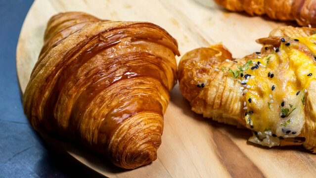 croisan variants on the table