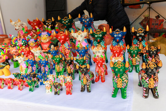 Toritos of Pucara, Handicrafts and gifts from Puno, Peru