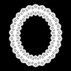 Obraz premium Vintage eyelet lace doily oval picture frame, white on black. Decorative scallop border and stencil with copy space for pictures, albums, scrapbooks, holidays.