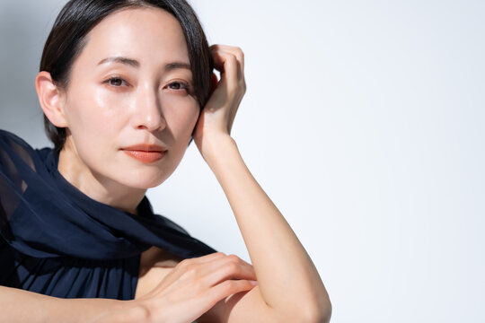 女性