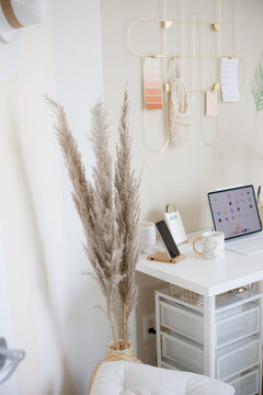 Cozy Minimal Workspace With Pampas Decor