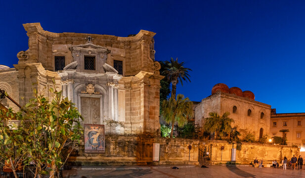 Santa Maria dell'Ammiraglio and  San Cataldo Churches, Piazza Bellini, 12th century,  Palermitan buildings in the Arab-Norman style, , World Heritage Site, Palermo, Sicily, Italy