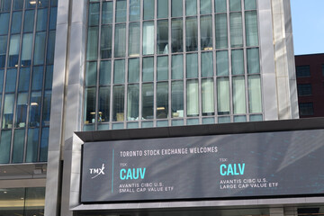 Obraz premium digital billboard on facade of TSX Group building at 120 Adelaide St W, Richmond-Adelaide Centre, Toronto
