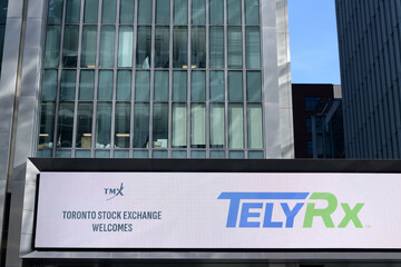 Obraz premium digital billboard on facade of TSX Group building at 120 Adelaide St W, Richmond-Adelaide Centre, Toronto