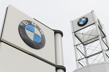 Fototapeta premium sign and structures at Parkview BMW, a dealer, located at 1155 Leslie St, North York, Toronto