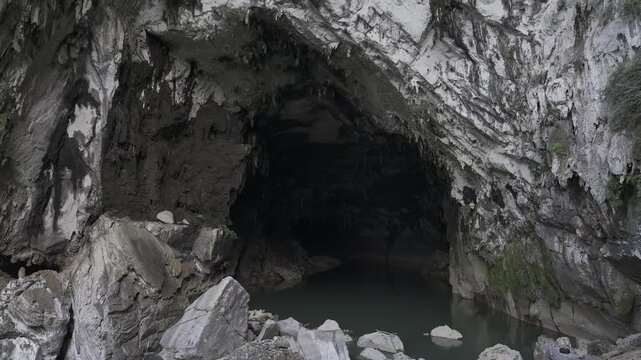 "Bualapa town, Xe Bang Fai Cave, Xieng lue Waterfall within Hin Namno National Park, together with Phong Nha-Ke Bang, are recognized as World Natural Heritage sites." 4k footage