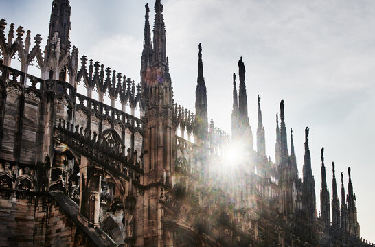 the rooftop terraces and intricate Gothic spires of the Milan Cathedral (Duomo di Milano), the largest church in Italy and one of the largest Gothic cathedrals in the world, Milan, Italy, Europe 