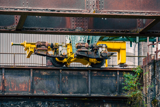 Old industrial factory complex machinery architecture background wallpaper