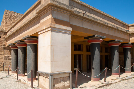 Palace of Minos Knossos (&Kappa;&nu;&omega;&sigma;&sigma;ό&sigmaf;) archaeological site Heraklion &Eta;&rho;ά&kappa;&lambda;&epsilon;&iota;&omicron; Crete (Kreta) Greece