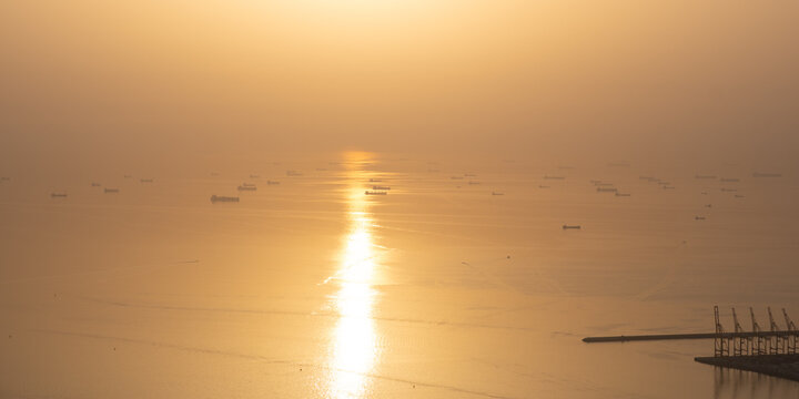 Cargo ships halted at sea due to Strait of Hormuz disruption and global trade crisis