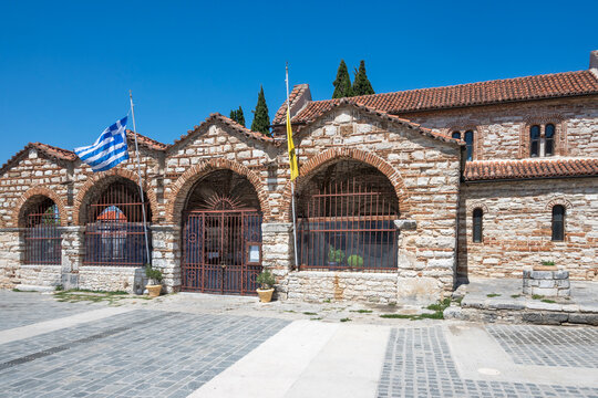 Street and building at town of Arta, Epirus, Greece