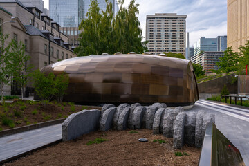 Naklejka premium Teaching Lodge in Spirit Garden at Nathan Phillips Square - Toronto, Ontario, Canada
