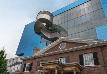 Naklejka premium Art Gallery of Ontario and The Grange Building at Grange Park - Toronto, Ontario, Canada