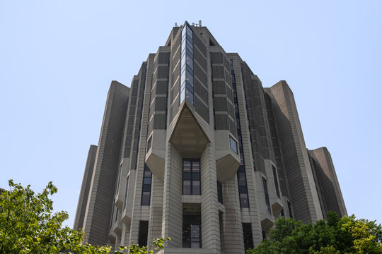Robarts Library at University of Toronto - Campus St. George - Toronto, Ontario, Canada