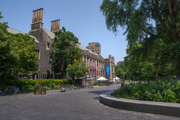 Naklejka premium Hart House at University of Toronto - Student Activity Centre at Campus St. George - Toronto, Ontario, Canada