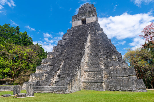 Temple of the Grand Jaguar Pyramid, Tikal national park, Guatemala.