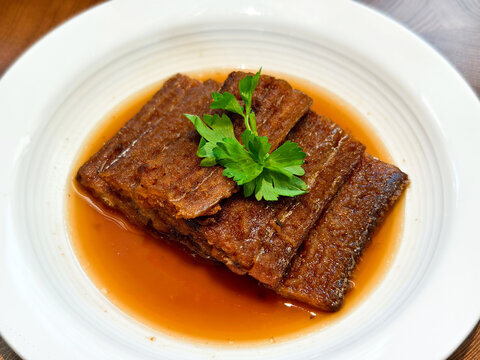 Delicious braised ribbon fish, a Chinese food