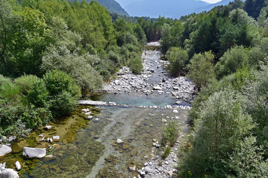 Valle Vigezzo, Santa Maria Maggiore: vista sulla valle e sulle Alpi, Verbano Cusio Ossola, Piemonte.