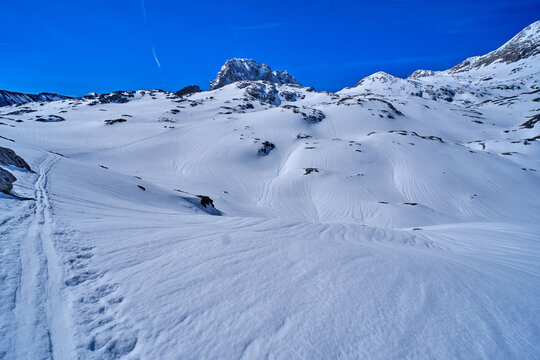 Dachstein glacier ideal for ski-alp and ski-touring