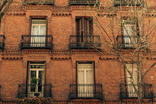Fachadas y arquitectura de edificios de Madrid