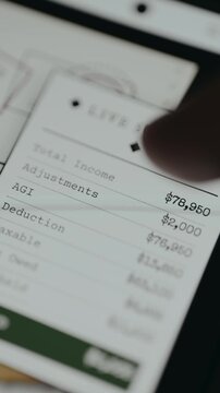 Document labeled LIVE SUMMARY, financial report showing income and refund amount