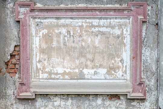 Wandstuck ohne Bild an einer alten Mauer
