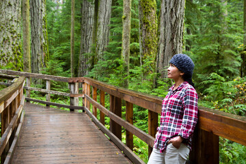 Fototapeta premium Tourist MacMillan Provincial Park Forest Grove Vancouver Island