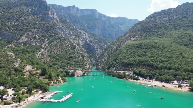 Entr&eacute;e des Gorges du Verdon dans le sud de la France avec ses lacs &agrave; proximit&eacute;