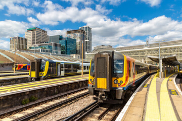 Fototapeta premium Trains at the platform of Waterloo railway station in London, UK