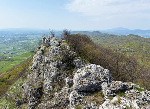The 7 Teeth Hiking Trail on Mount Kalnik or the marked Seven Teeth Trail in the significant landscape of Kalnik, Croatia (Planinarska staza 7 zubi na planini Kalnik ili markirana staza sedam zuba)