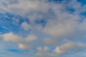 Obraz premium Soft Clouds in the Blue Morning Sky