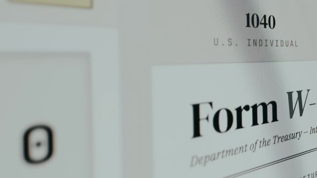 User selecting the Form 1040, U.S. Individual Income Tax Return