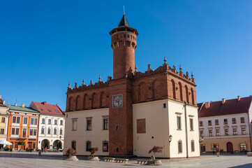 Obraz premium Town Hall (Ratusz) - historic building situated in center of Market Square (Rynek Miejski), one of most distinctive landmarks of city. Tarnów, Poland.