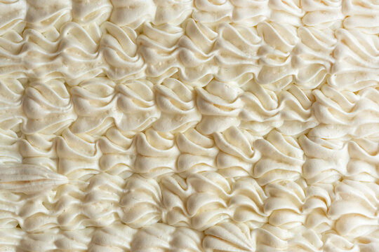 Delicate Pavlova Cream Waves Background