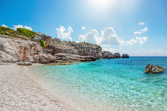 Paralia Lagkadakia beach